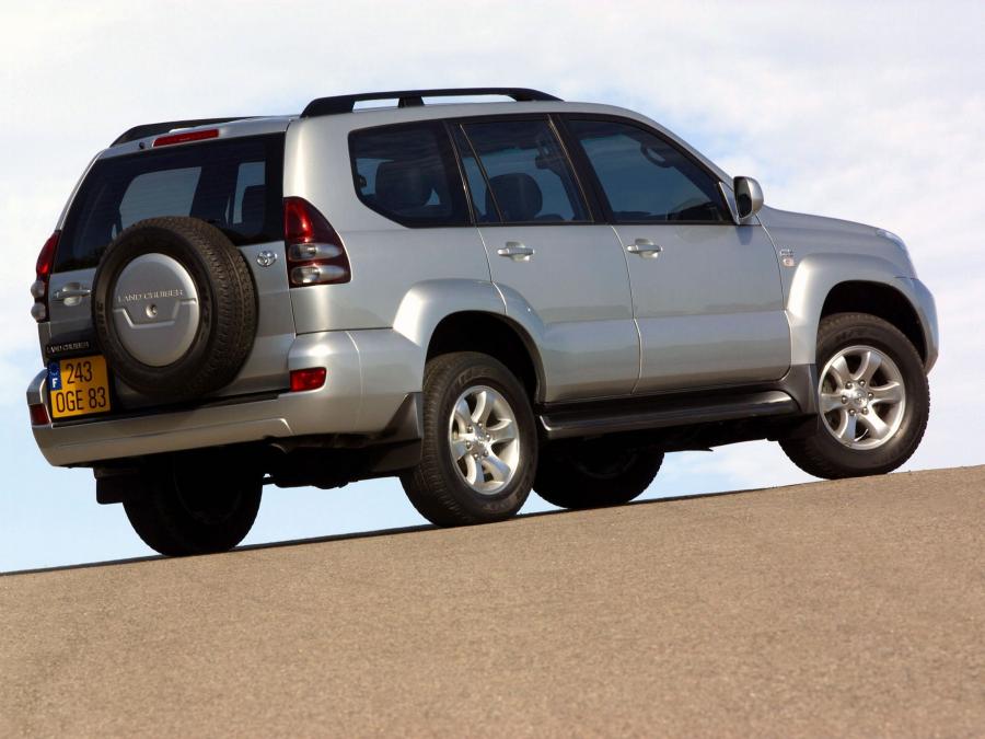  Toyota Land Cruiser Prado 120 5-Door 2003 года  (фото 8 из 25)